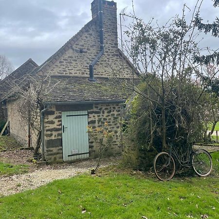 Gite 5 Personnes Le Bas Du Bois Apartamento Moitron-sur-Sarthe Exterior foto